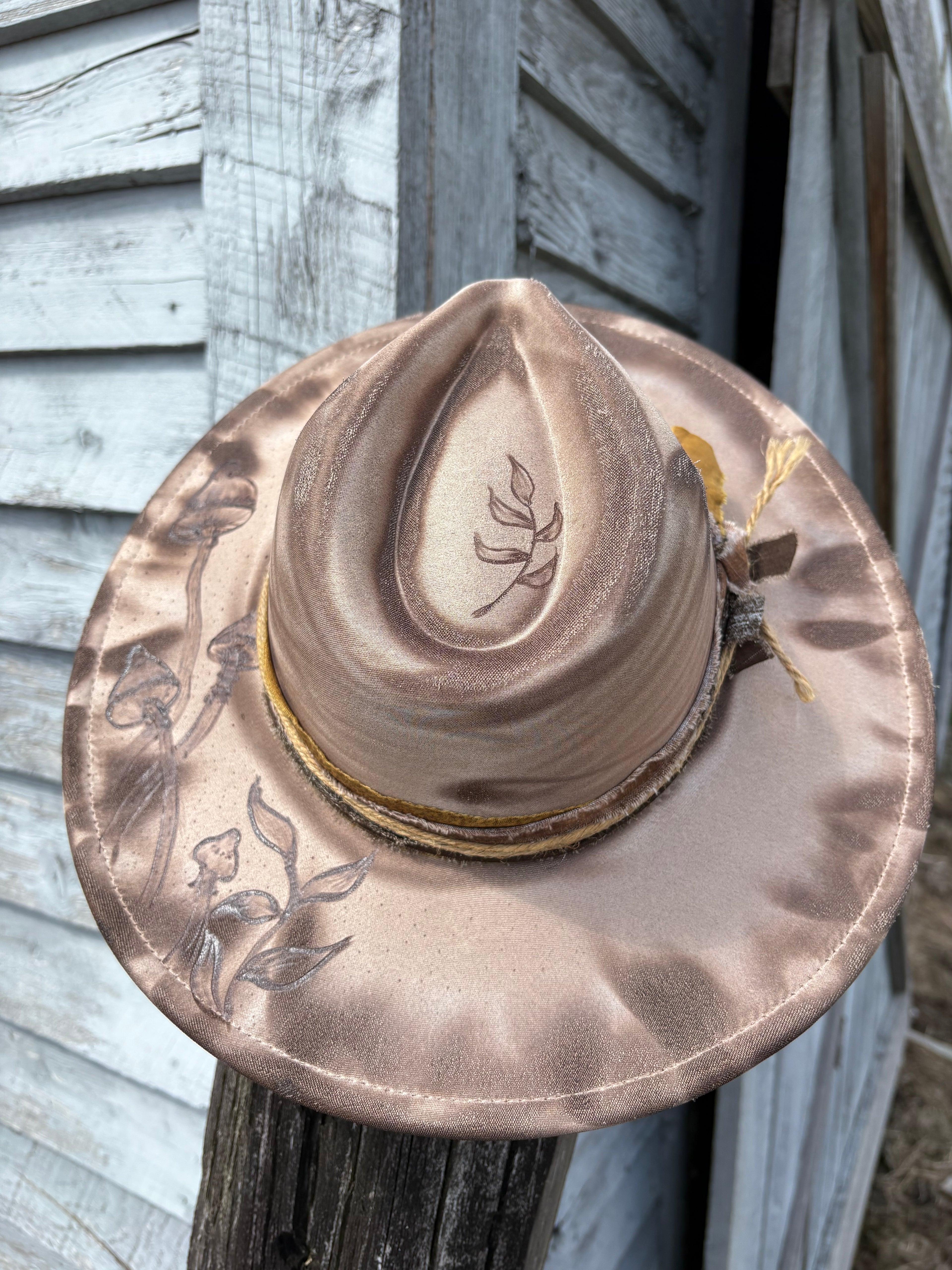 Mushroom wide brim